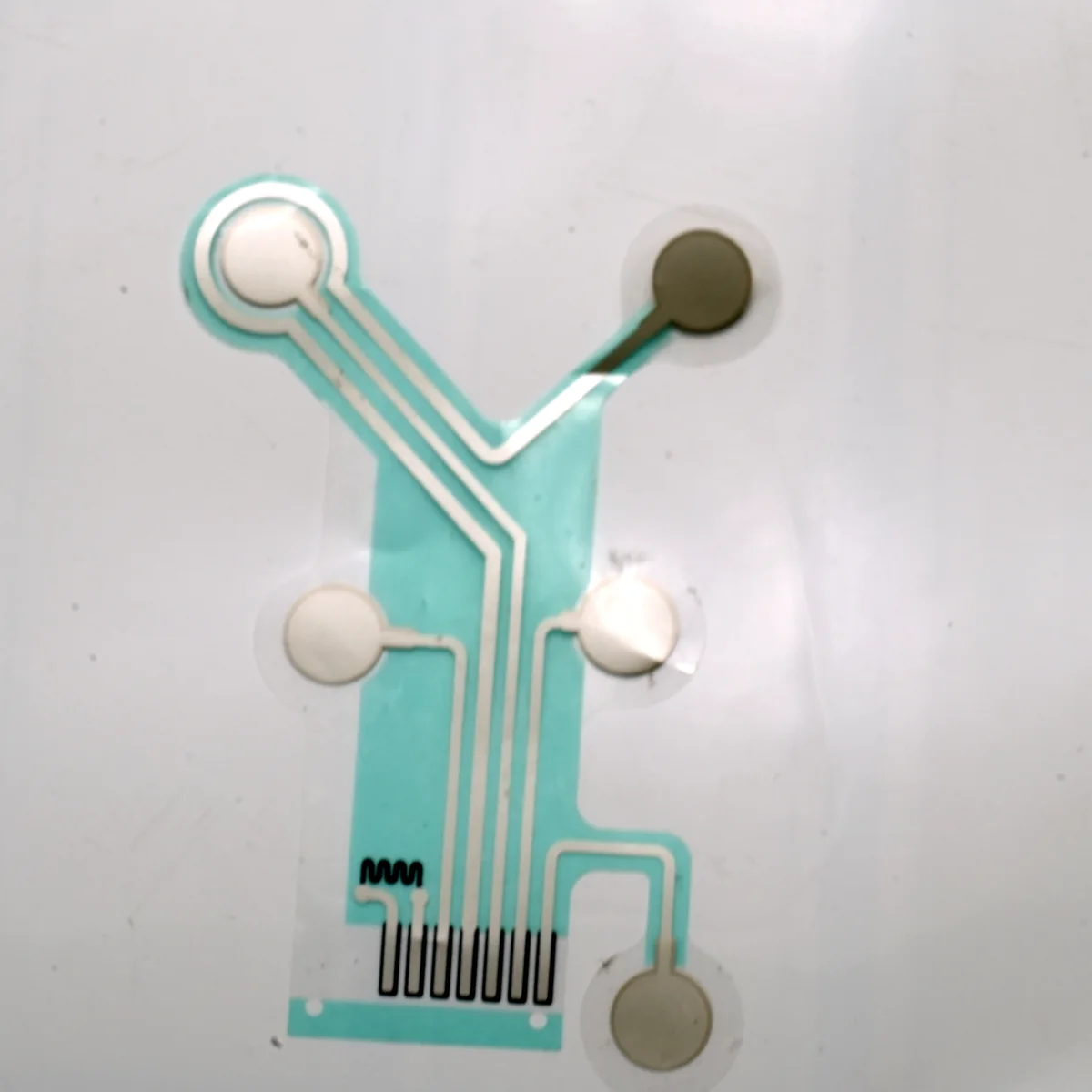 flexible screen-printed multi-electrode sensor circuit